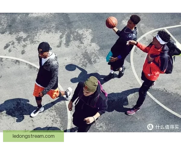朱朱-沃特金斯夏季发布首款耐克签名球鞋掀热潮